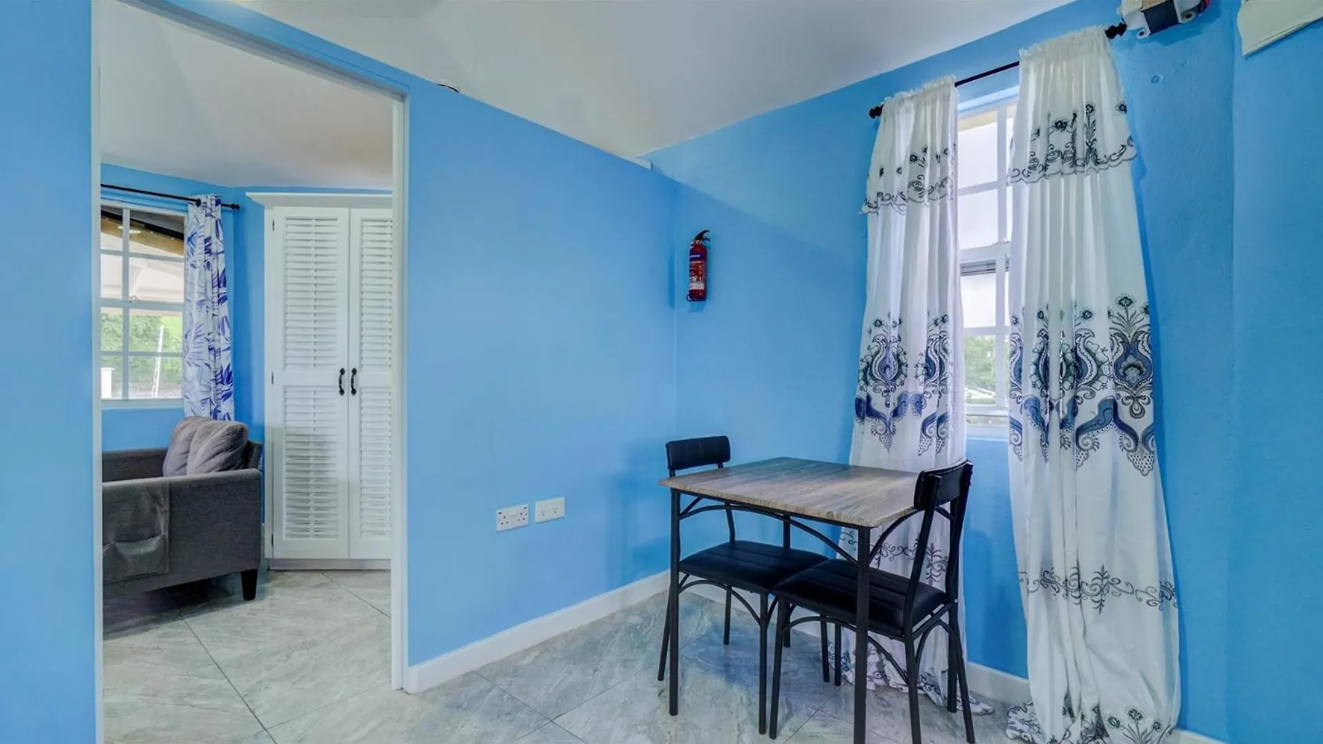 Apartment Kaibus Place- Quaint Quiet And Cosy Morne Rouge