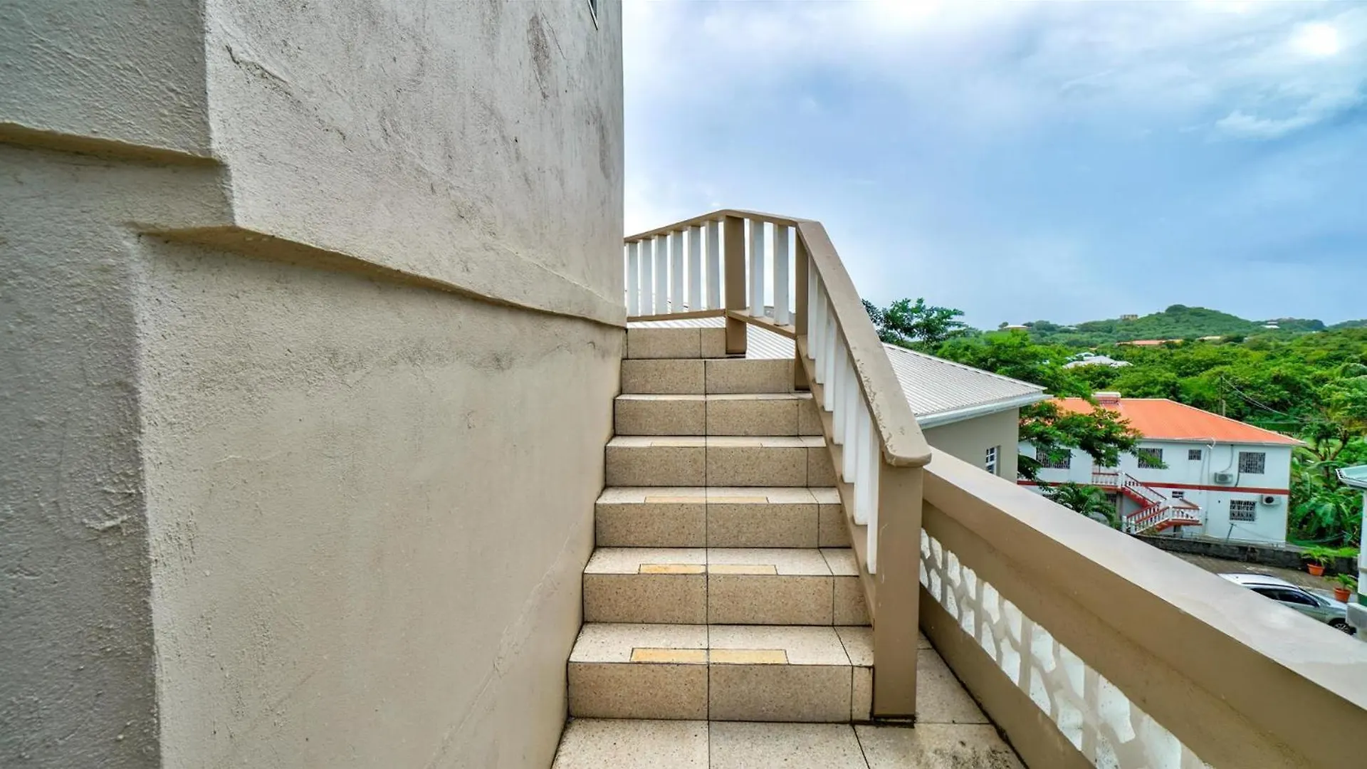 Kaibus Place- Quaint Quiet And Cosy Morne Rouge Apartment