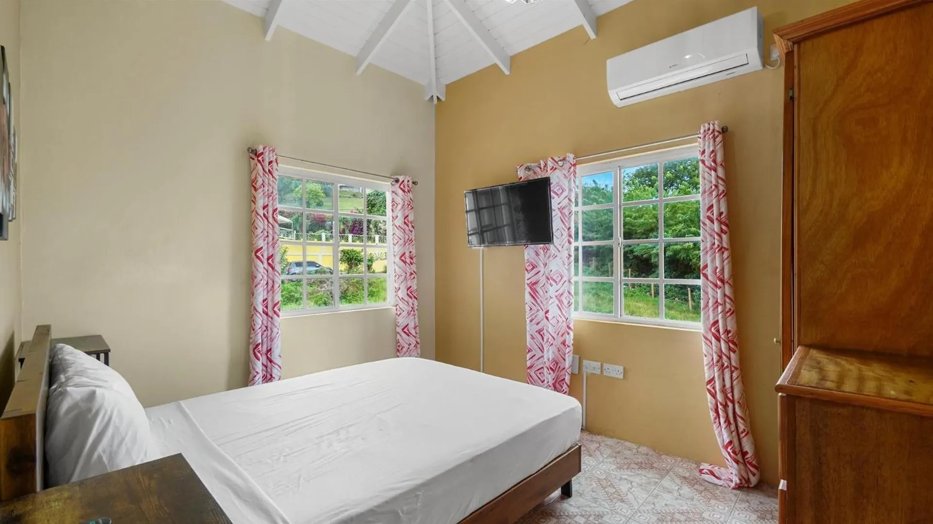 Kaibus Place- Quaint Quiet And Cosy Morne Rouge Apartment