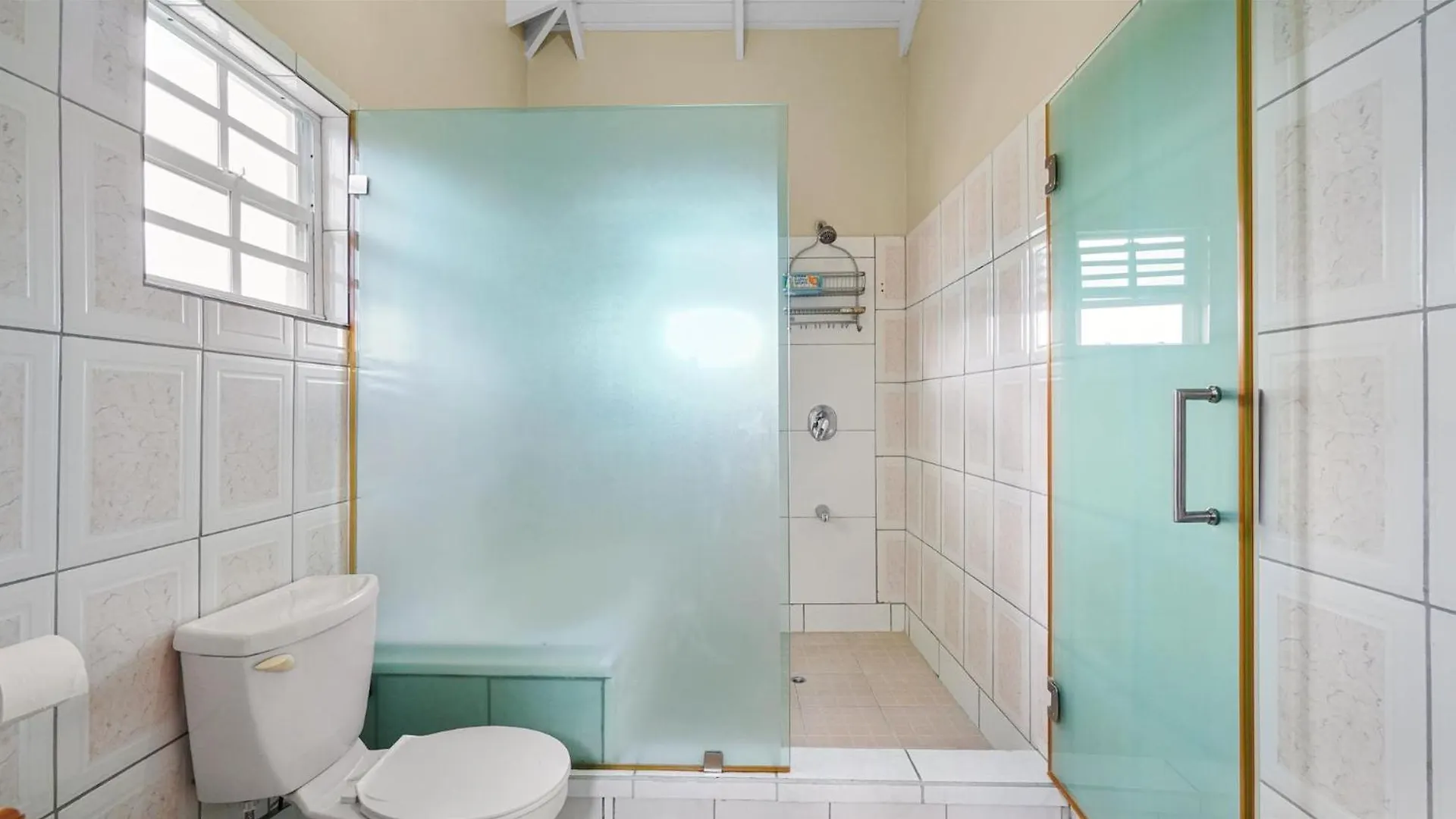 Apartment Kaibus Place- Quaint Quiet And Cosy Morne Rouge